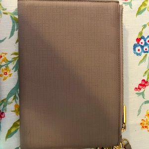 Dagne Dover Essentials clutch in Bleecker Blush